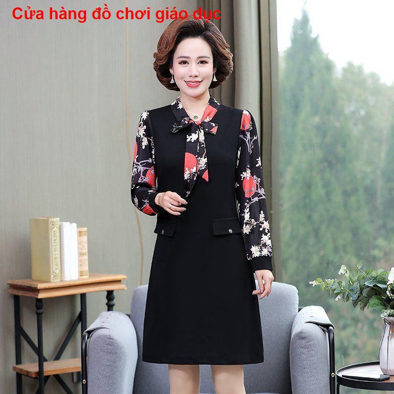 SHOP XINH Váy đầm hoa trung niên mới và giảm tuổi 2021 dài tay phụ nữ mẹ thời trang