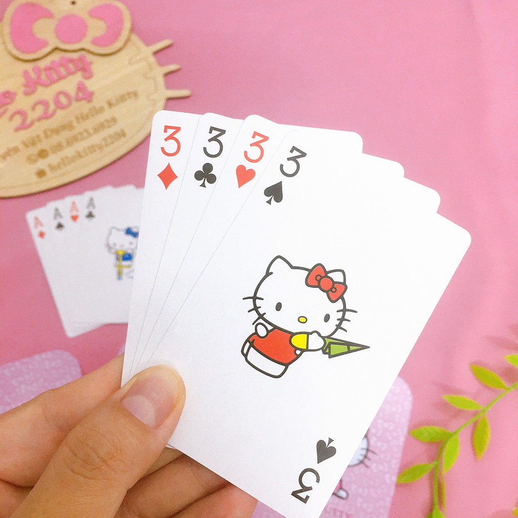 Bộ Tú Lơ Khơ Kèm Hộp Sắt Cao Cấp Hello Kitty