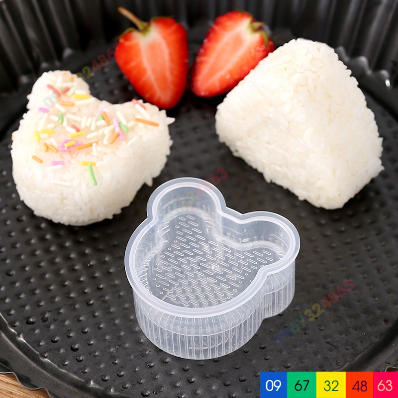 Set 7 khuôn cơm 7 hình KÈM THÌA cho bé