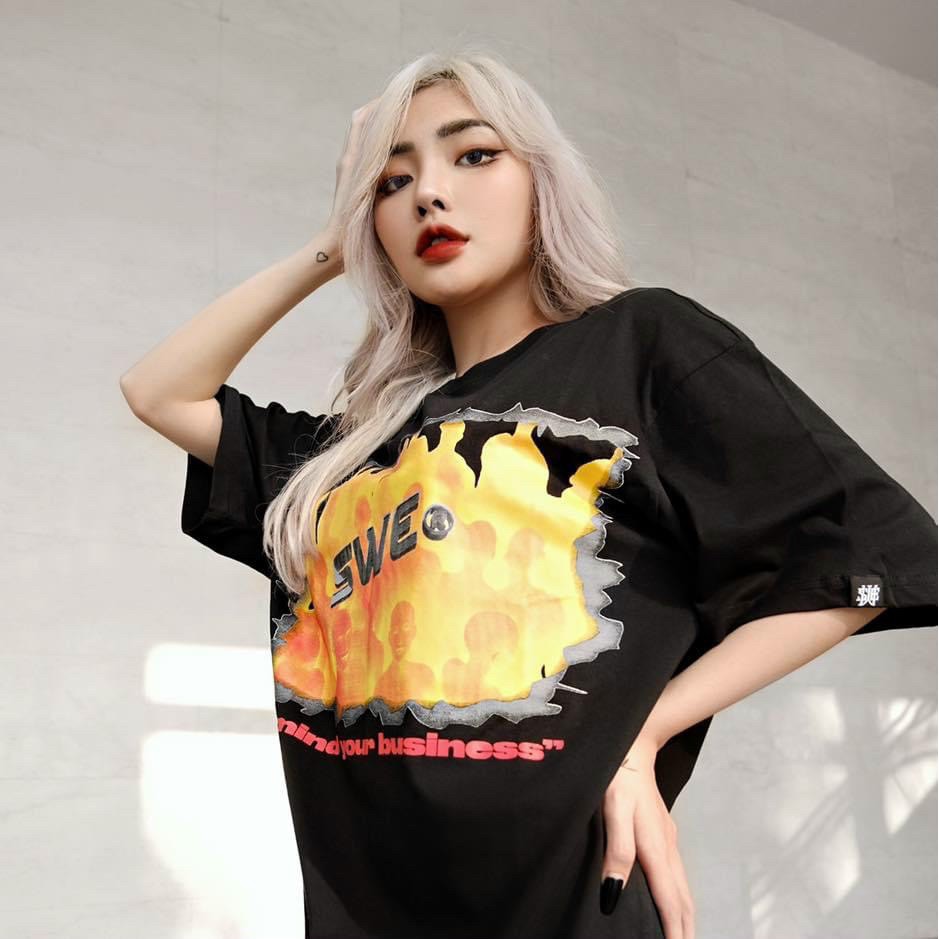 Áo thun đen S.WE CROWD tee black unsex nam nữ form tộng tay lỡ