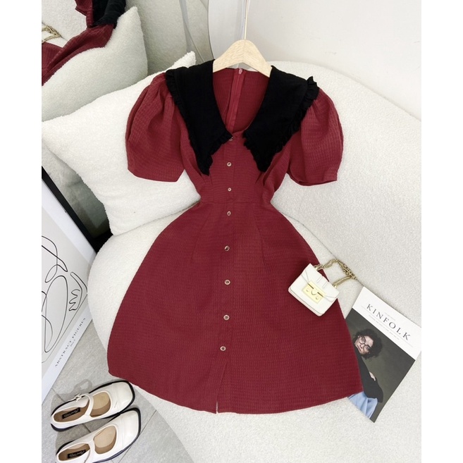 ĐẦM ĐỎ XỐP CỔ ĐEN BÈO THẮT NƠ SAU