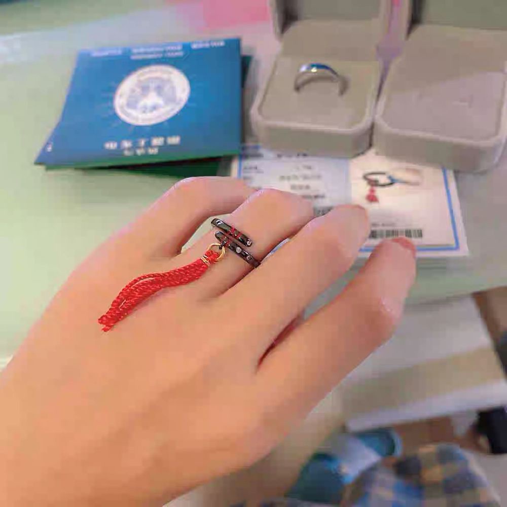 Nhẫn đeo tay dạng mở phối tua rua phong cách Trung Hoa thanh lịch cho nam và nữ