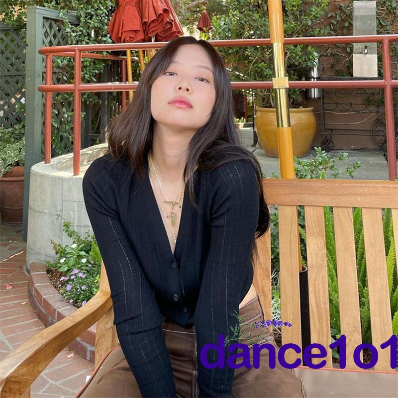 Áo tay dài cổ chữ V khoét sâu hở rốn và lưng phối dây băng quyến rũ cho nữ