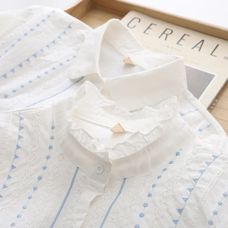 Áo Sơ Mi Trắng Tay Dài Chất Cotton Hoạ Tiết Thêu Thiết Kế Thanh Lịch
