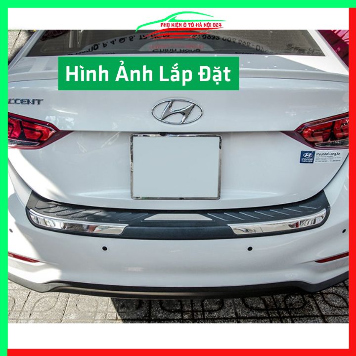 Ốp chống trầy cốp ngoài nhựa đen Accent 2018-2020 hàng loại 1 dán cốp sau chống xước trang trí xe