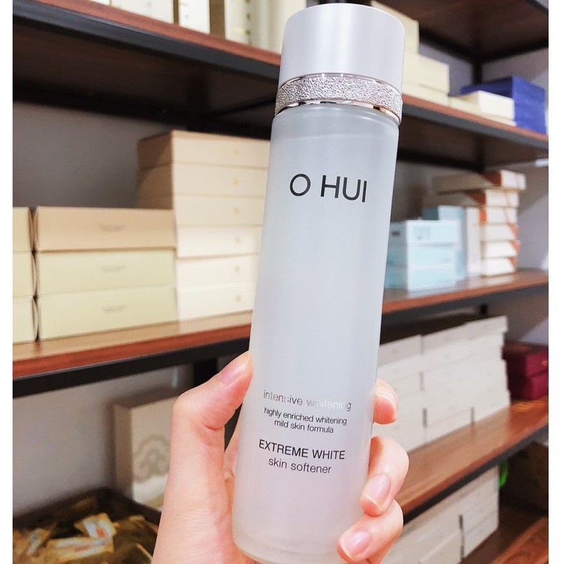 NƯỚC HOA HỒNG OHUI EXTREME WHITE SKIN SOFTENER 150ML