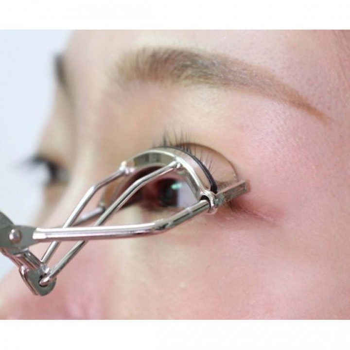 Bấm Mi Cán Gỗ Davicy The Eyelash Curler