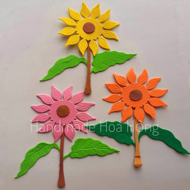 1 hoa hướng dương bằng xốp, 7.2cm- Hình trang trí thiệp, tập, sổ, scrapbook, bookmark_ xốp mầm non, thủ công mầm non