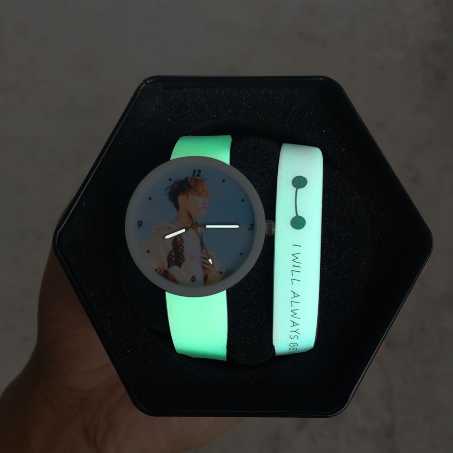 Đồng hồ nữ dây cao su Sơn Tùng MTP