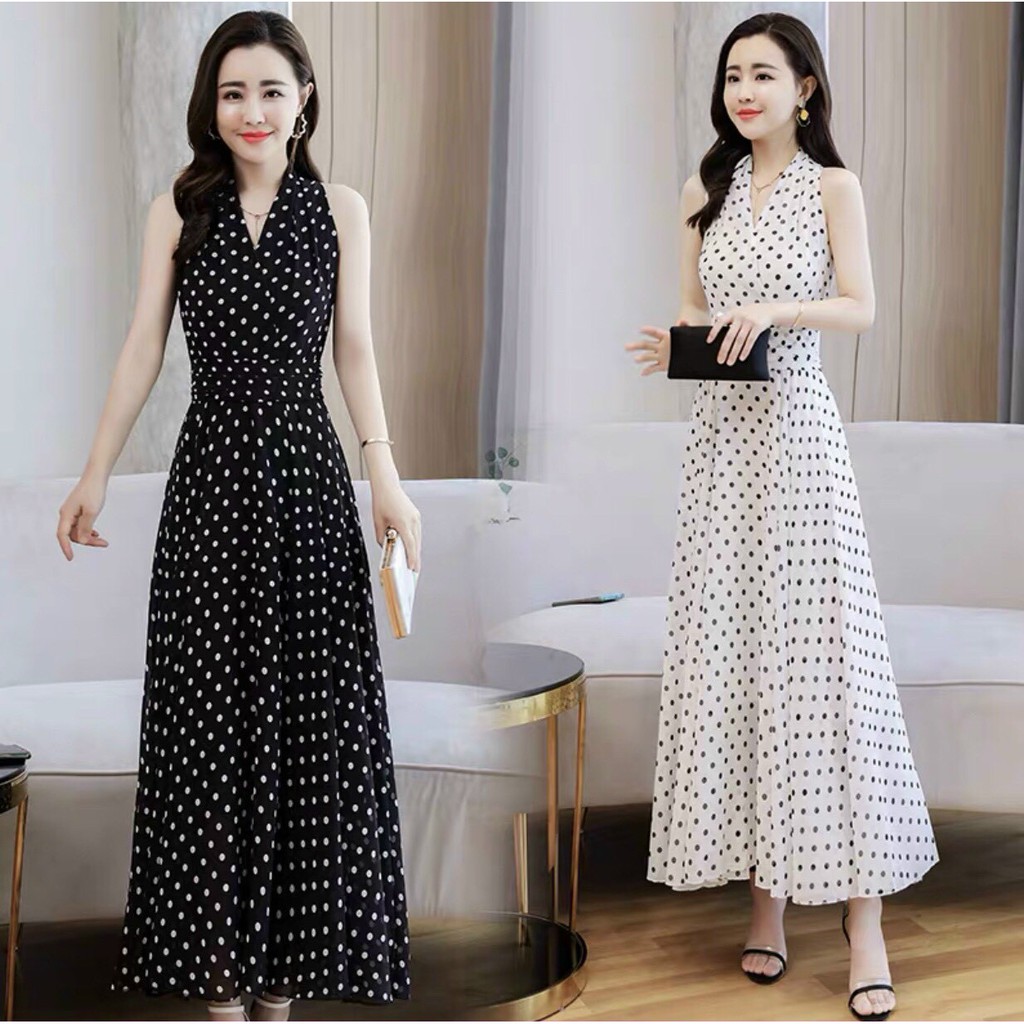 ĐẦM MAXI CỔ V CHẤM BI EO XẾP LY CÁCH - 20Xcloset