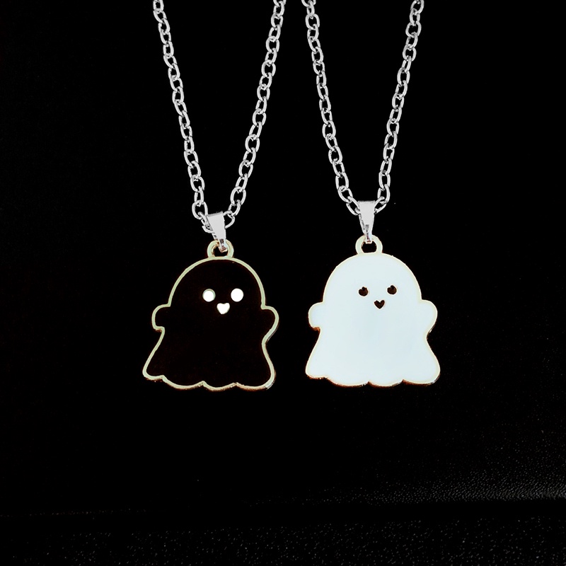 Vòng cổ Mặt Hình Ma Đen Trắng Đáng Yêu