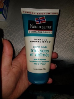 Kem bôi chân Neutrogena 150ml
