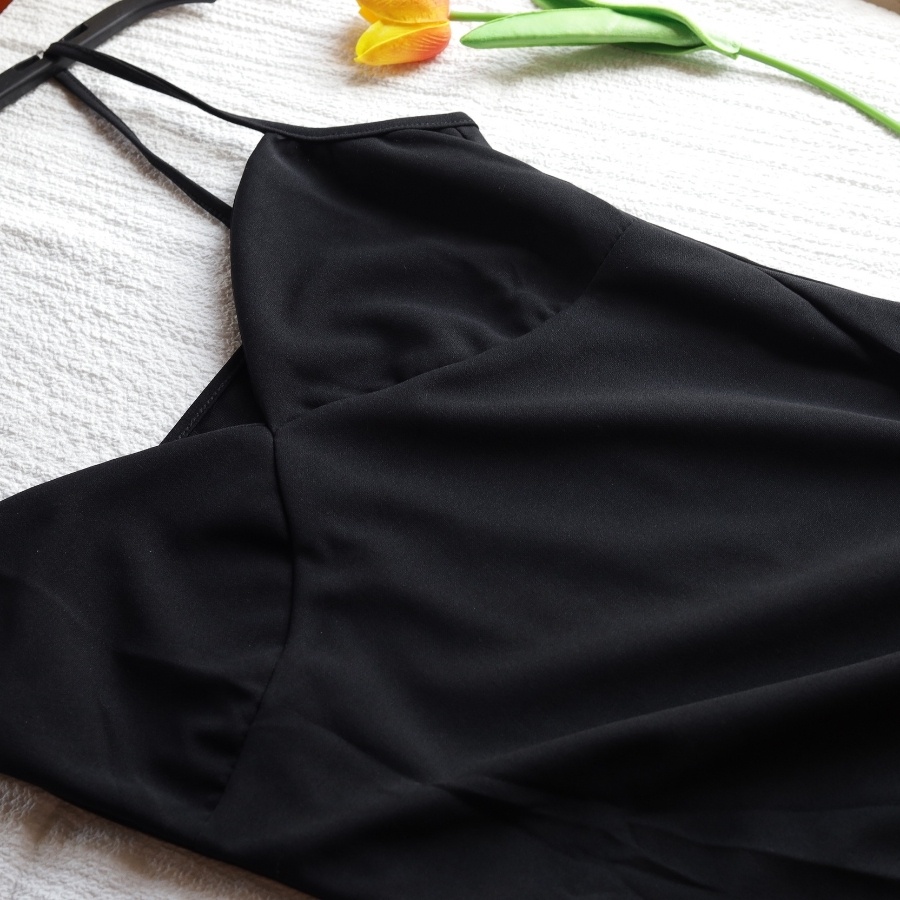 Váy 2 dây body đen nhún eo sexy chất liệu mềm mại | BigBuy360 - bigbuy360.vn