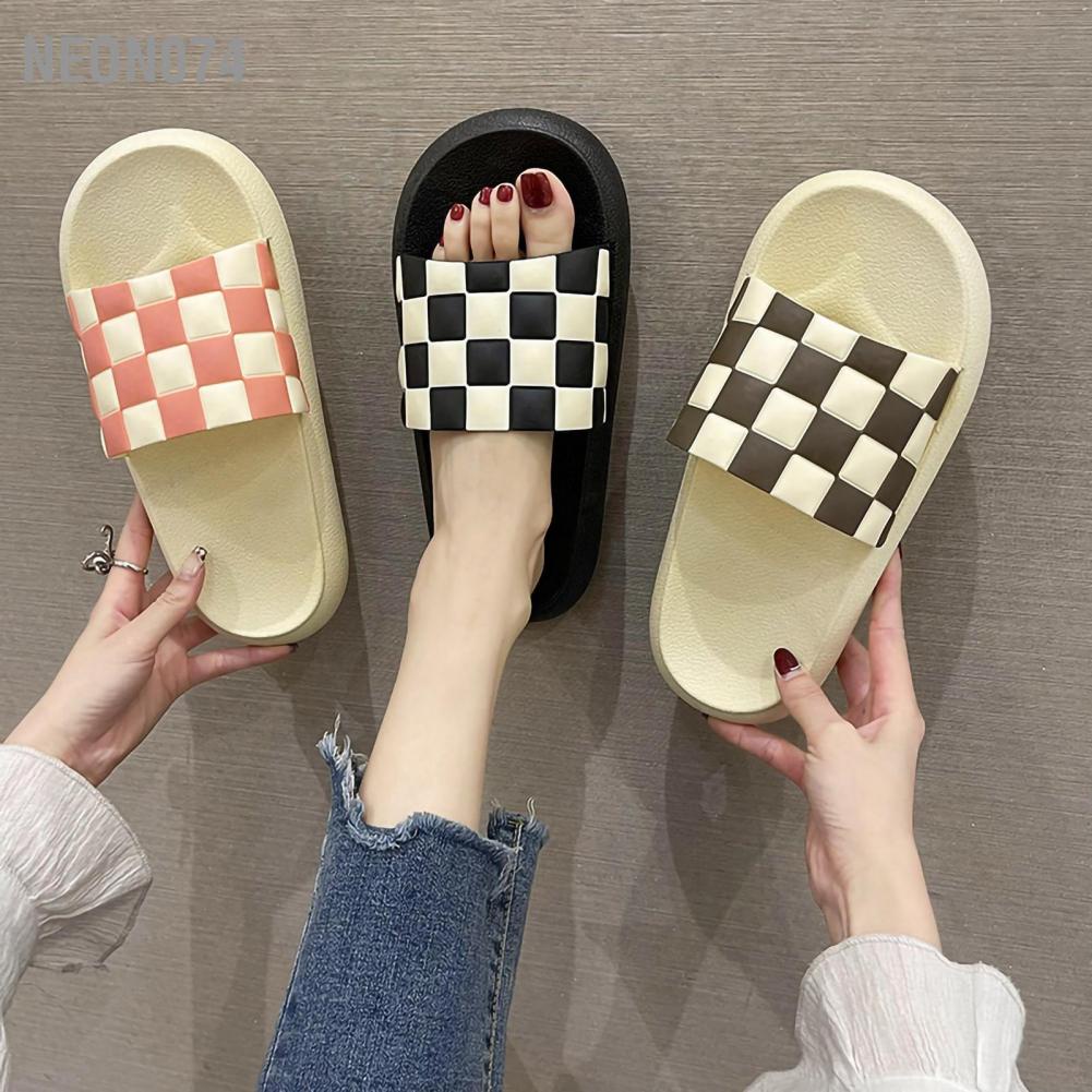 Dép Sandal Đế Mềm Chống Trượt Thoải Mái Họa Tiết Caro Trắng Đen Thời Trang Mùa Hè Cho Nữ