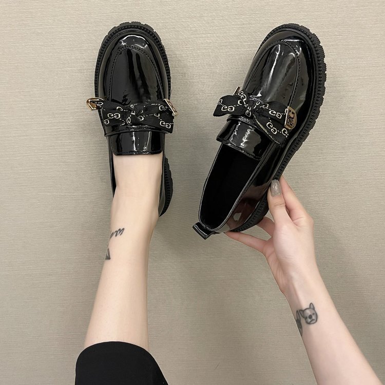 [ Mã 66CBSALE giảm 30K đơn 200K] Giày búp bê đế bằng mũi tròn đính nơ xinh xắn dành cho nữ | BigBuy360 - bigbuy360.vn