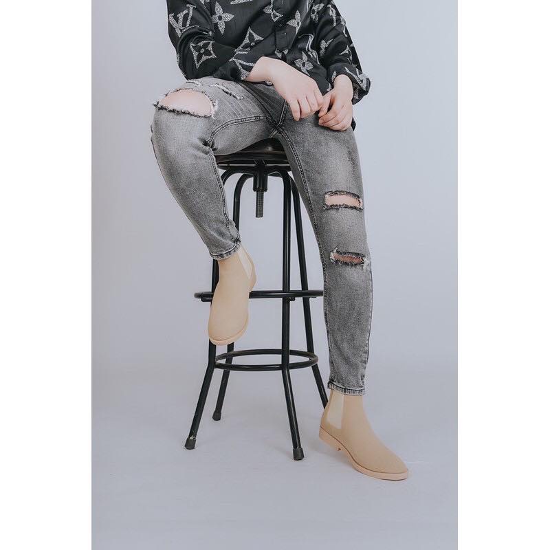 Giày Chelsea boots màu tan chất da bò lộn phong cách thời trang nam | BigBuy360 - bigbuy360.vn