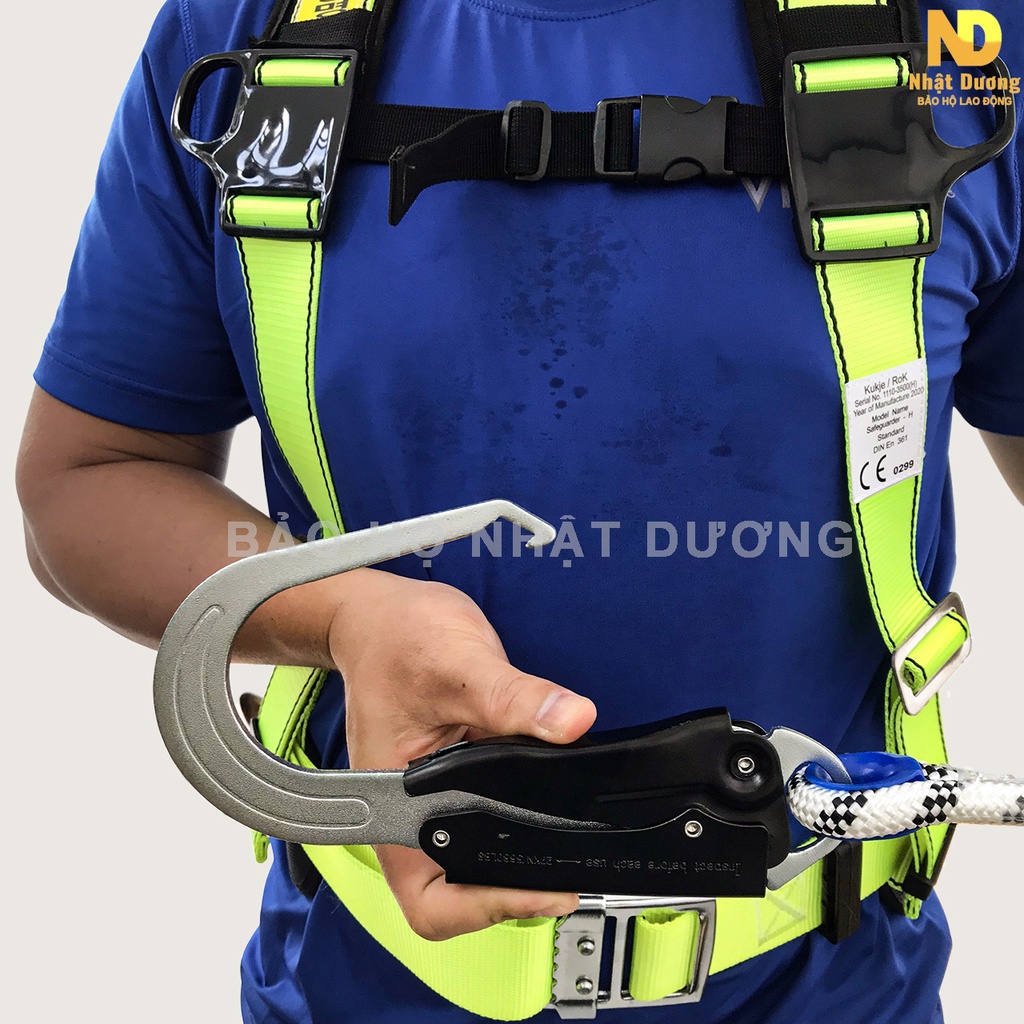 Dây đai an toàn bán thân móc thép có giảm xóc BT06, Dây bảo hộ lao động Nhật Dương có điệm lưng túi đựng