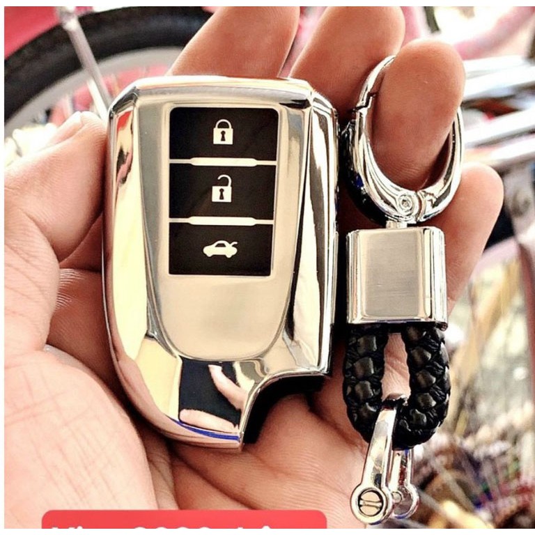 Ốp Chìa Khóa Tráng Gương Xe VIOS, Yaris 2019 2020 20212022 chìa thông minh Có thêm móc treo chìa đẹp tiện lợi