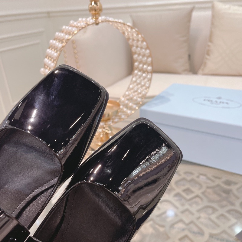 Giày búp bê mũi vuông có quai thương hiệu Prada da thật cao cấp