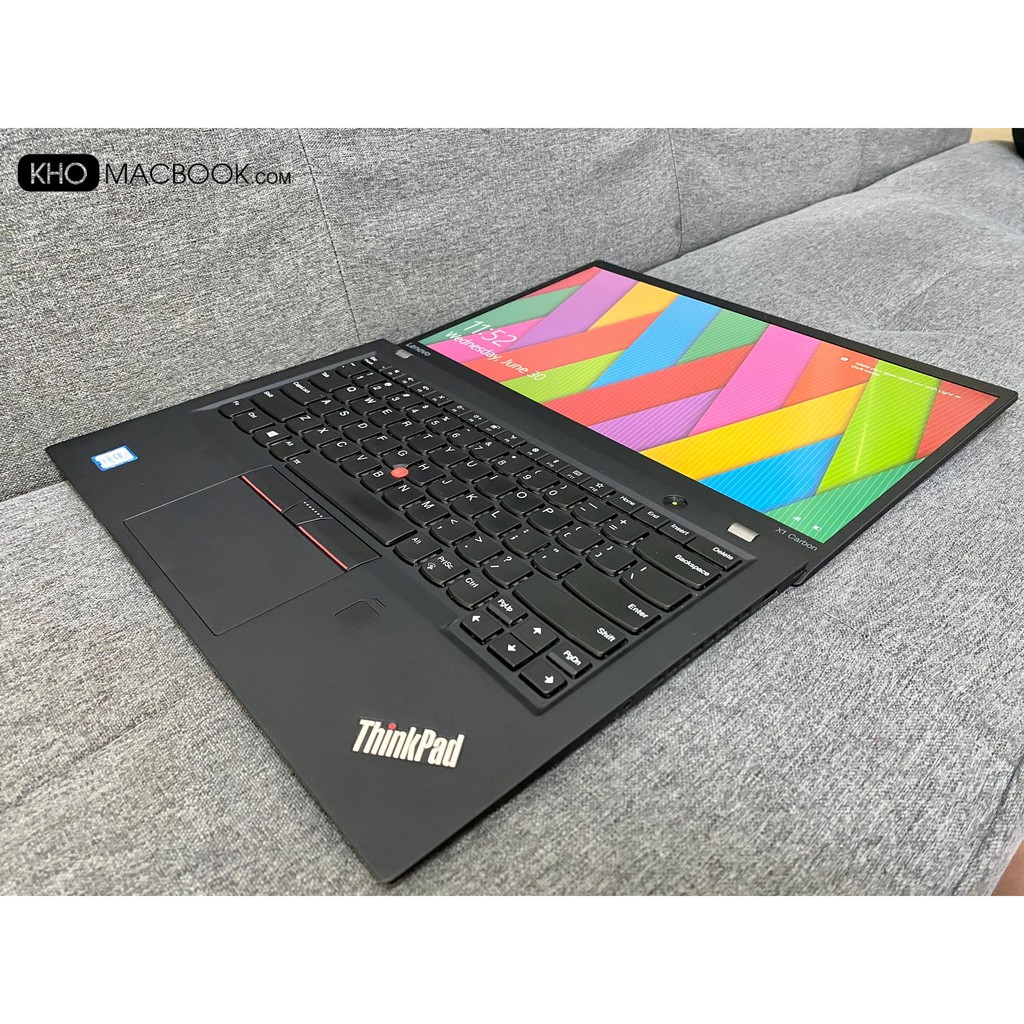 Laptop Thinkpad X1 Carbon Gen 5 i7-7600U RAM 16GB Màn 14' QHD 2K