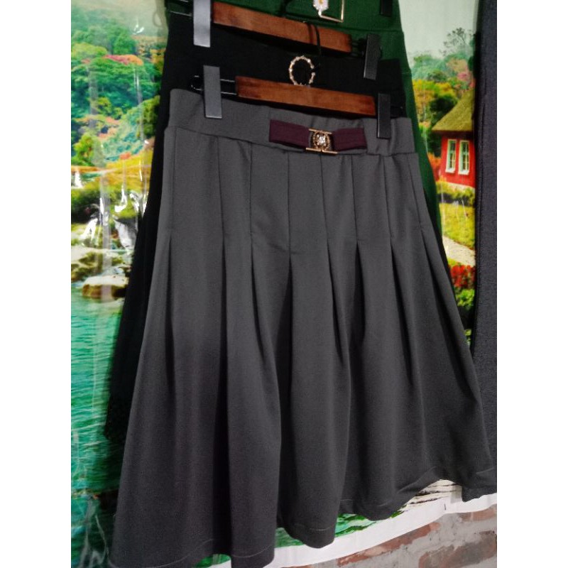 Chân váy xếpếp ly | BigBuy360 - bigbuy360.vn