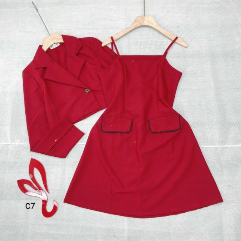 Set váy 2 dây cotton lạnh + khoác vest túi viền