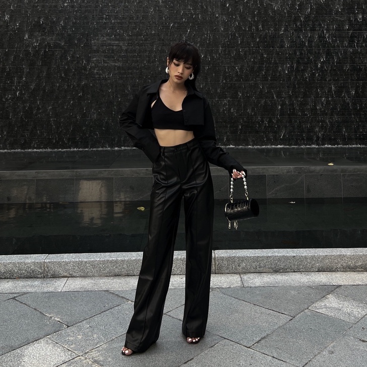 Áo sơ mi croptop tay dài màu Đen - Emily shirt - DEPASS