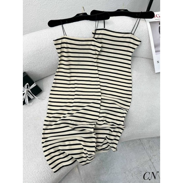 VÁY THIẾT KẾ BODY KẺ 2 DÂY MÀU BE MS12993