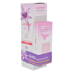 Dung Dịch Vệ Sinh Phụ Nữ Lactacyd Soft & Silky 250ml