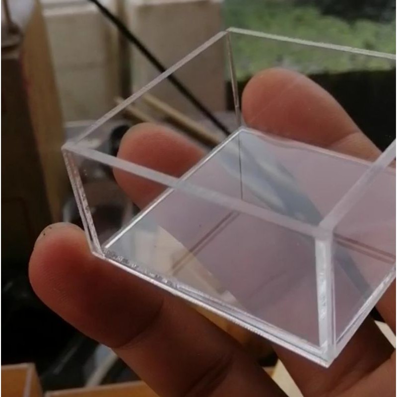 Khay đựng thức ăn cho cá tép