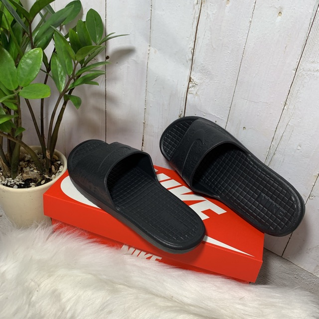 Dép đúc nam quai ngang đen chuẩn