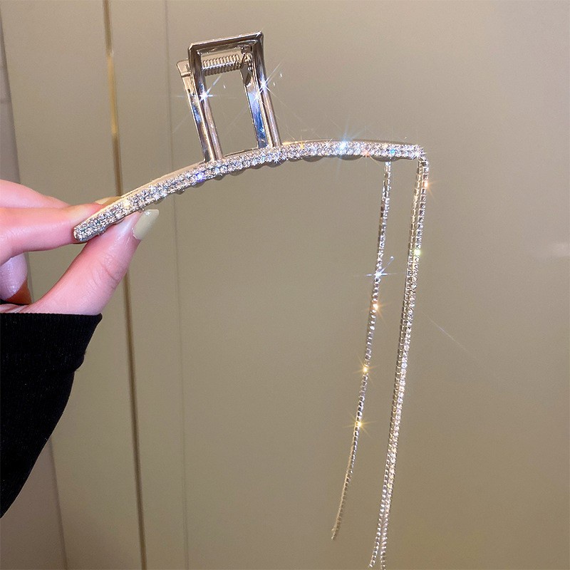 Kẹp Tóc Cá Mập Đính Đá Tua Rua Lưng Bằng Kim Loại Thời Trang 2022