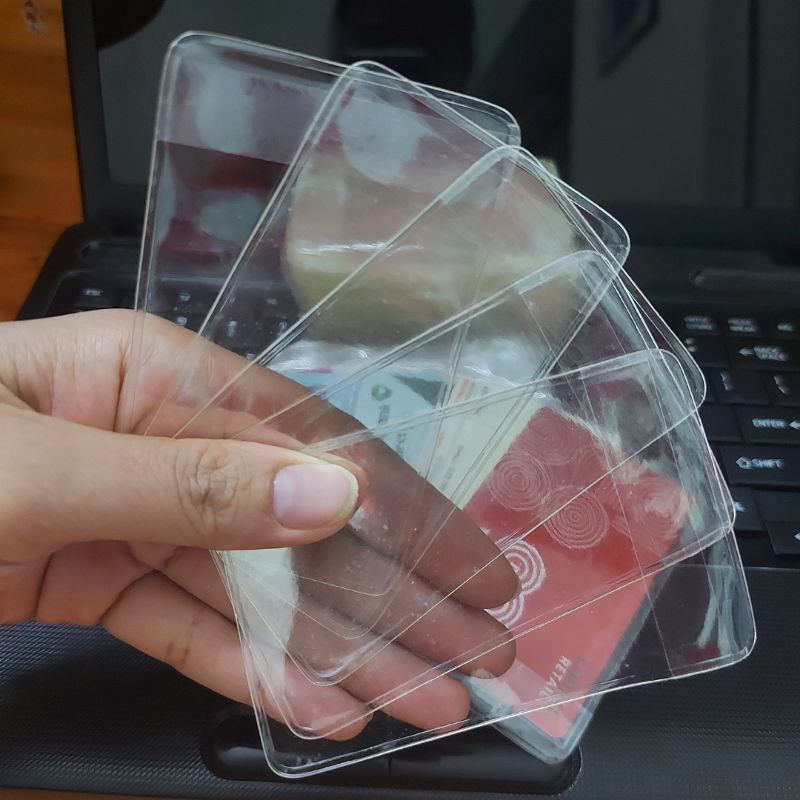 Vỏ bọc thẻ căn cước công dân, bao đựng cccd bằng lái xe, thẻ ATM siêu dẻo dai, trong suốt và có nắp