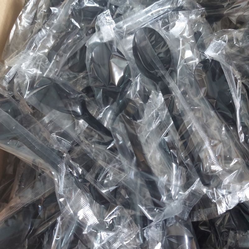 Combo 50 muỗng nĩa nhựa đen cao cấp trà sữa dài 15cm có bọc màng từng cái