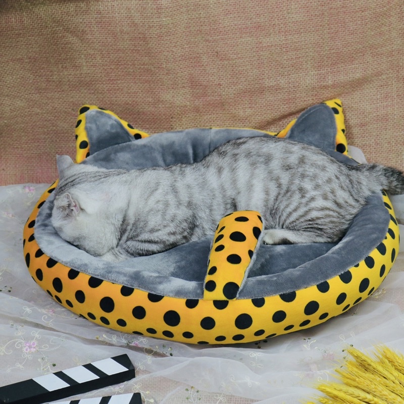 Nệm ngủ cho mèo dễ thương