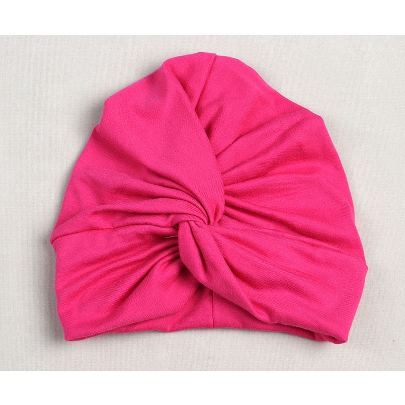 Mũ trùm đầu cho bé kiểu xoắn vải lạ mắt