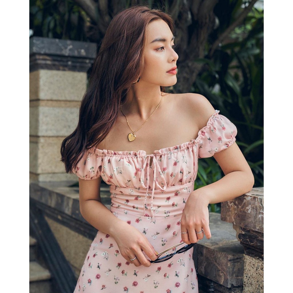 Váy hoa nhí hở vai Sophia Dress