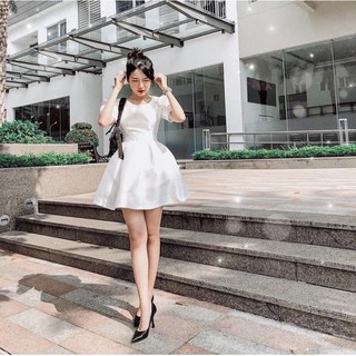 [Mã SKAMLTSW8 giảm 10% đơn 100K] Đầm Phi Tafta Tùng Xoè