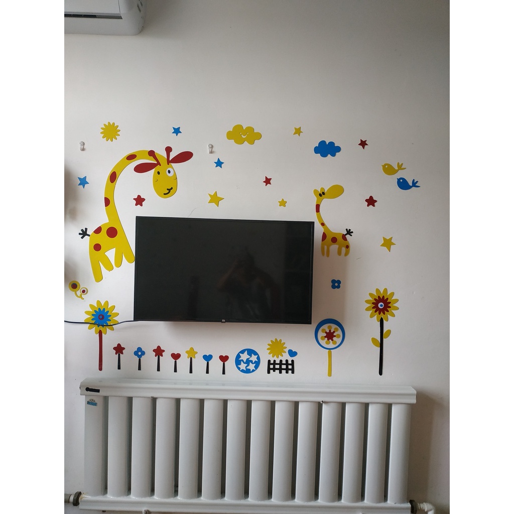 Tranh dán tường mica 3d decor khổ lớn hươu cao cổ trong vườn thú trang trí mầm non, phòng cho bé Nhiều Size - EPeBen