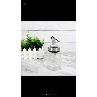 Chi thủy tinh đựng dầu nắp rót 180ml