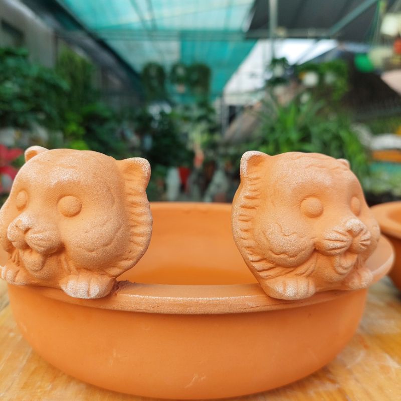 Chậu đất nung, Chậu sen đá - Ổ mèo con dễ thương, miệng chậu 24cm, chiều cao tới miệng 6cm, chiều cao tới đầu mèo 12cm