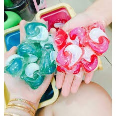 Viên giặt xả Gel Ball Ariel 3D hộp 18 Viên Của Nhật Bản