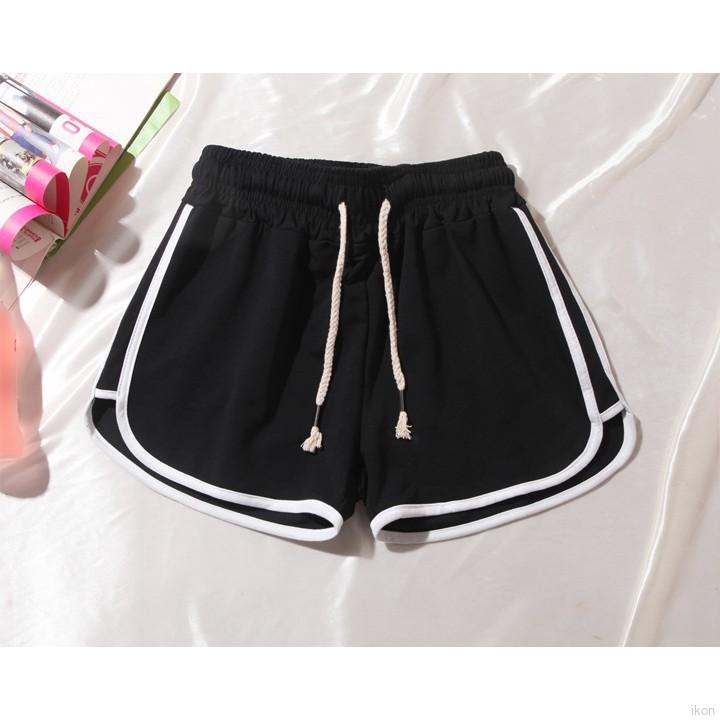 Quần sọt thể thao lưng thun co giãn phối sọc dành cho nữ