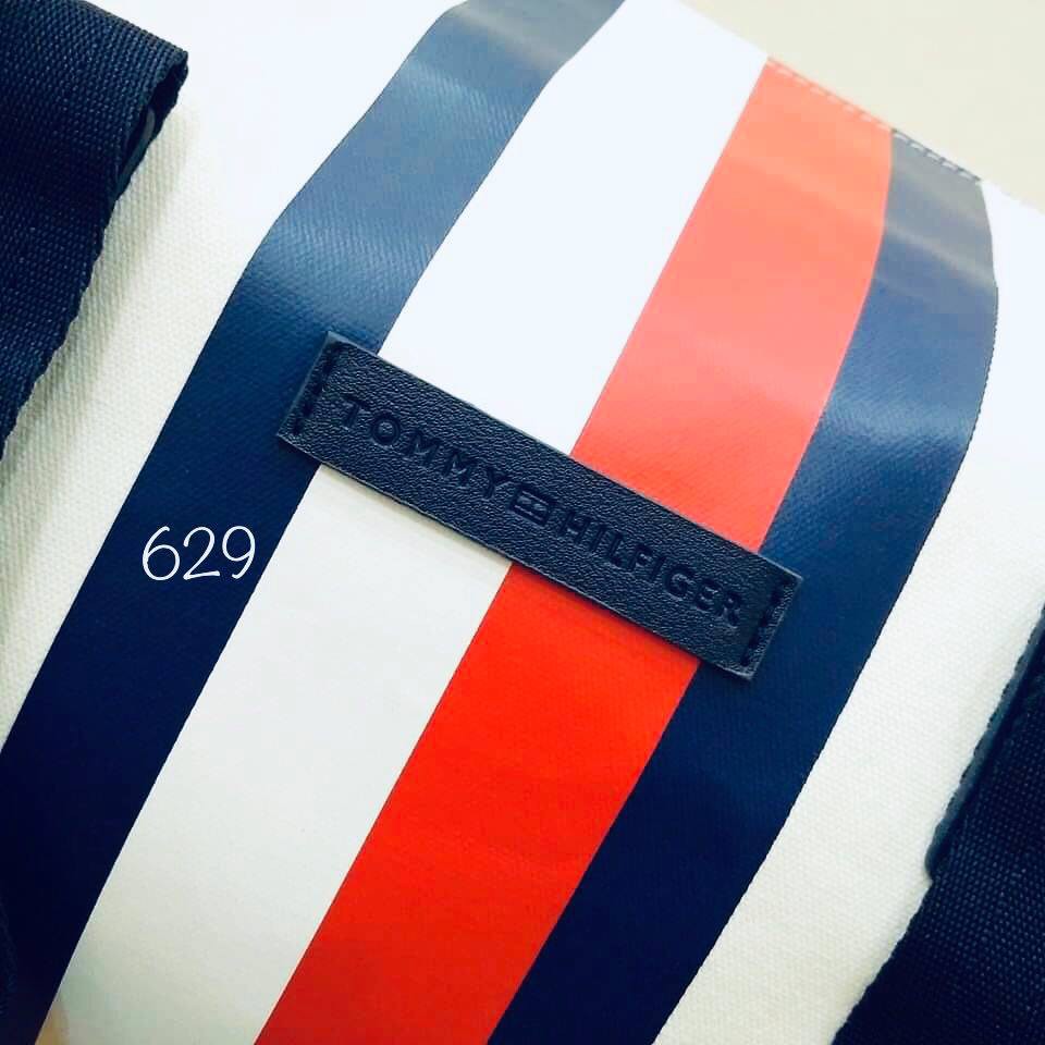 Túi xách du lịch Tommy Hilfiger Good To Go Clasic - Hàng Chính hãng