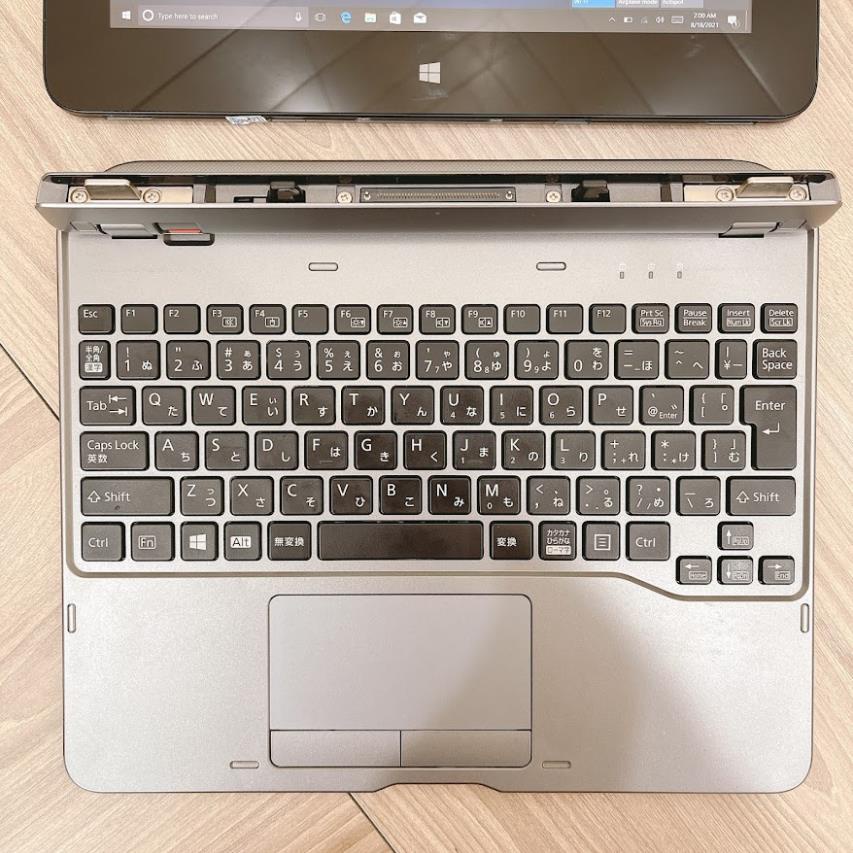 Laptop 2 trong 1 Fujitsu Q555 có bàn phím Window 10 - Ram 4G 64G | BigBuy360 - bigbuy360.vn