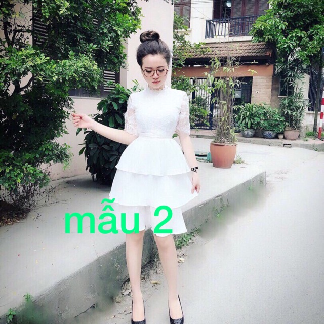 váy ren hot hit ạ