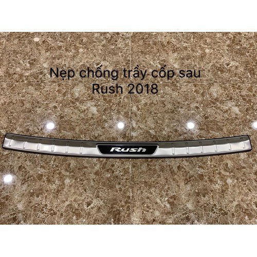 Chống trầy cốp trong, ngoài xe Toyota Rush 2018 - 2021, Chất liệu Inox đẹp