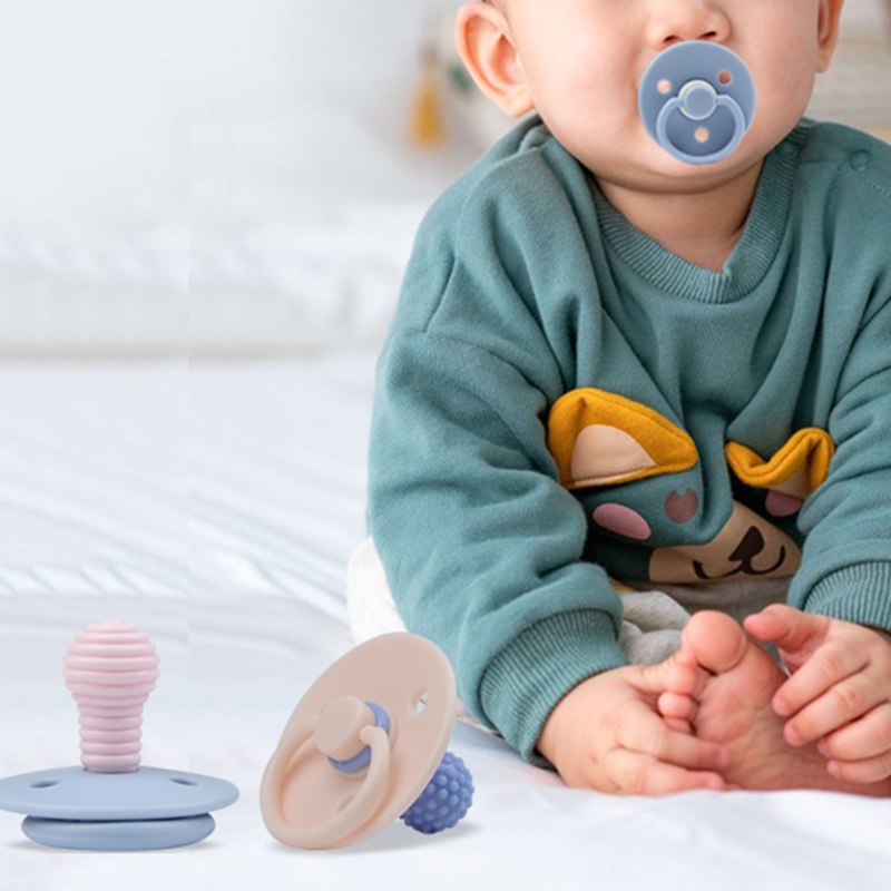 Núm Vú Giả Bằng Silicone Nhiều Màu Sắc Cho Bé Sơ Sinh