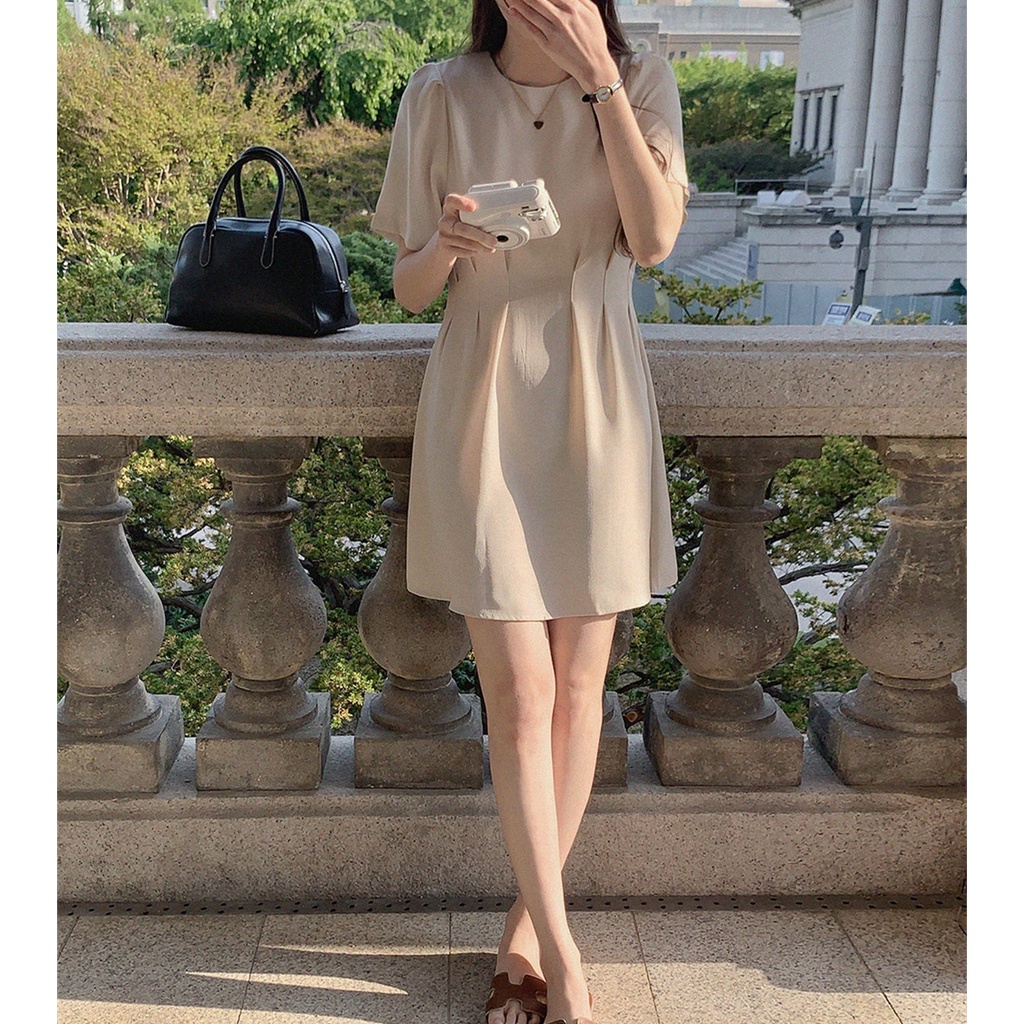 Đầm Tay Ngắn Cổ Tròn Màu Sắc Đơn Giản 51378