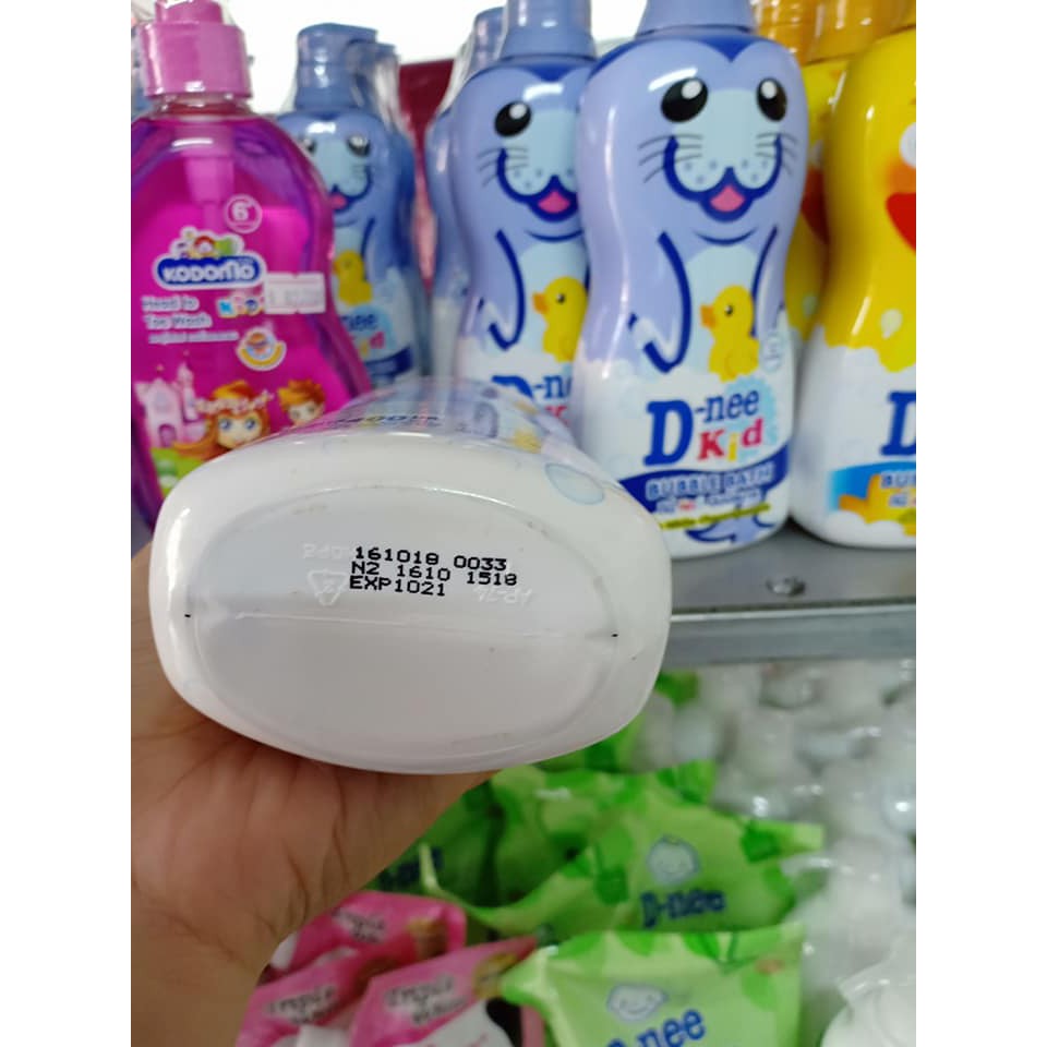 Sữa tắm trẻ em Dnee Kids tím 400ml